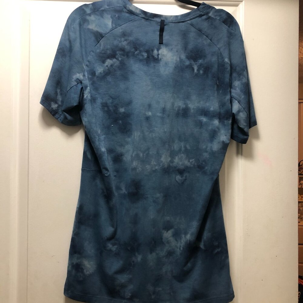 Mens Lululemon Always Agile Short Sleeve Shirt Spray Dye Navy DYTN 00189 Med - Picture 4 of 6